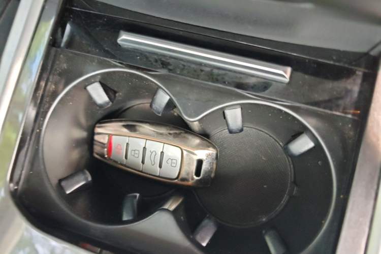 Used Haval H6 2018 Blue Label Sport Edition 1.5T Automatic Two-Wheel Drive Elite Model Vehicle Key