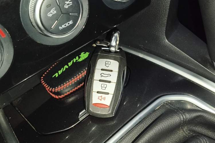 Used Haval H6 2018 Blue Label Sport Edition 1.5T Manual Two-Wheel Drive Elite Model Vehicle Key