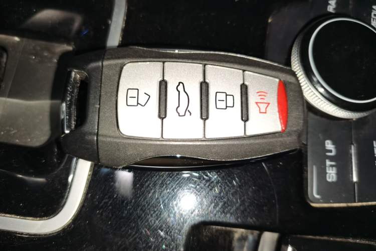 Used Haval H6 2018 Blue Label Sport Edition 1.5T Automatic Two-Wheel Drive Elite Model Vehicle Key