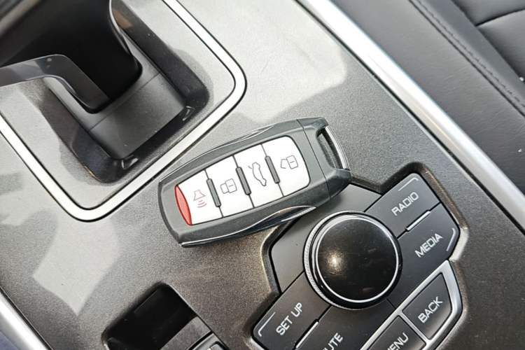 Used Haval H6 2018 Blue Label Sport Edition 1.5T Automatic Two-Wheel Drive Elite Model Vehicle Key