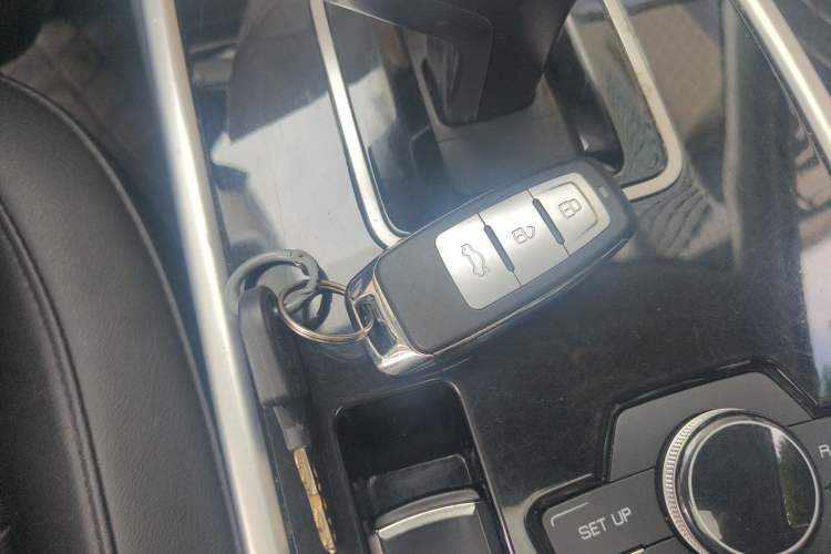 Used Haval H6 2018 Blue Label Sport Edition 1.5T Automatic Two-Wheel Drive Elite Model Vehicle Key