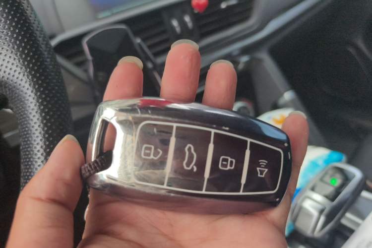 Used Haval H6 2018 Blue Label Sport Edition 1.5T Automatic Two-Wheel Drive Elite Model Vehicle Key
