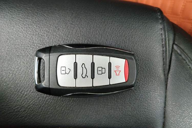 Used Haval H6 2018 Red-Label Sport Edition 1.5T Automatic Two-Wheel Drive Elite Model Vehicle Key
