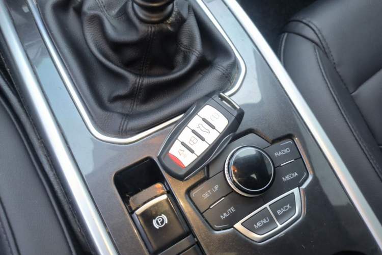 Used Haval H6 2018 Blue Label Sport Edition 1.5T Manual Two-Wheel Drive Elite Model Vehicle Key