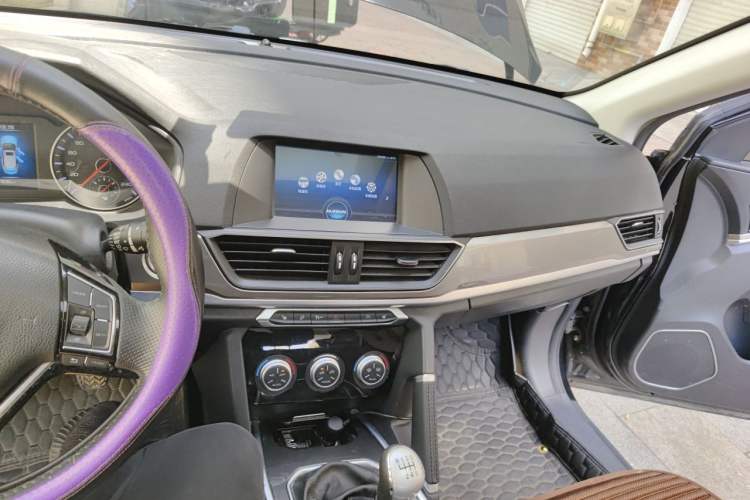 Used Haval H6 2019 Sport Edition 1.5T Manual Two-Wheel Drive Elite Model China VI Standard Audio And AC Panel