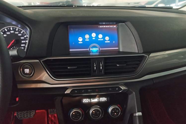Used Haval H6 2019 Sport Edition 1.5T Automatic Two-Wheel Drive Elite Model China VI Audio And AC Panel