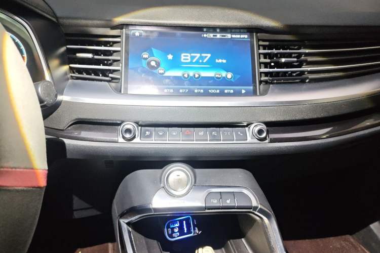 Used Haval H6 2019 1.5 GDIT Automatic Ultra-Luxury Smart Connect Version China V Standard Audio And AC Panel