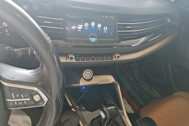 Used Haval H6 2019 Red Label 1.5 GDIT Automatic Champion Edition Audio And AC Panel