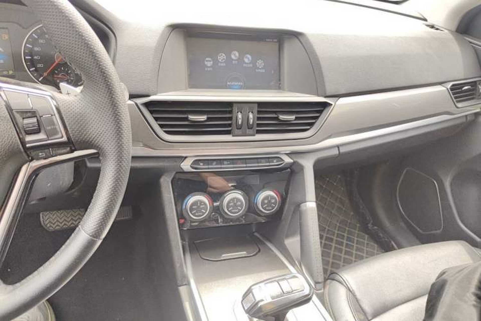 Used Haval H6 2019 Sport Edition 1.5T Automatic Two-Wheel Drive Elite Model China VI Audio And AC Panel