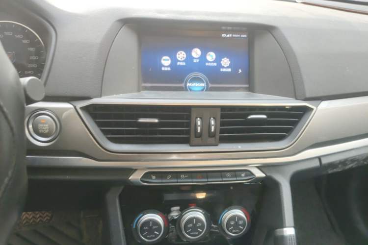 Used Haval H6 2019 Sport Edition 1.5T Automatic Two-Wheel Drive Elite Model China VI Audio And AC Panel