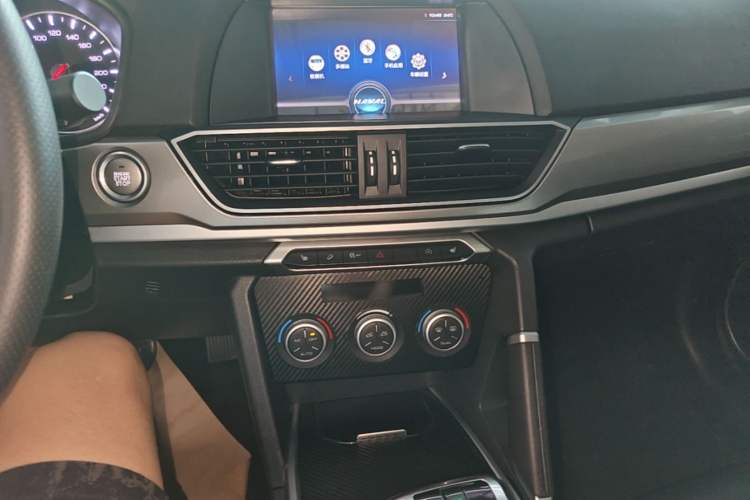 Used Haval H6 2019 Sport Edition 1.5T Automatic Two-Wheel Drive Elite Model China VI Audio And AC Panel