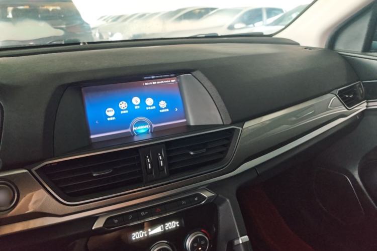Used Haval H6 2019 Sport Edition 1.5T Automatic Two-Wheel Drive Elite Model China VI Center Console