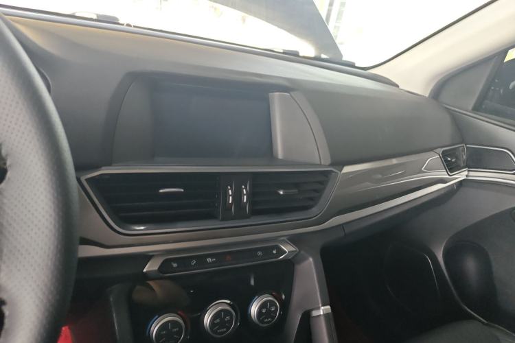 Used Haval H6 2019 Sport Edition 1.5T Automatic Two-Wheel Drive Elite Model China VI Center Console