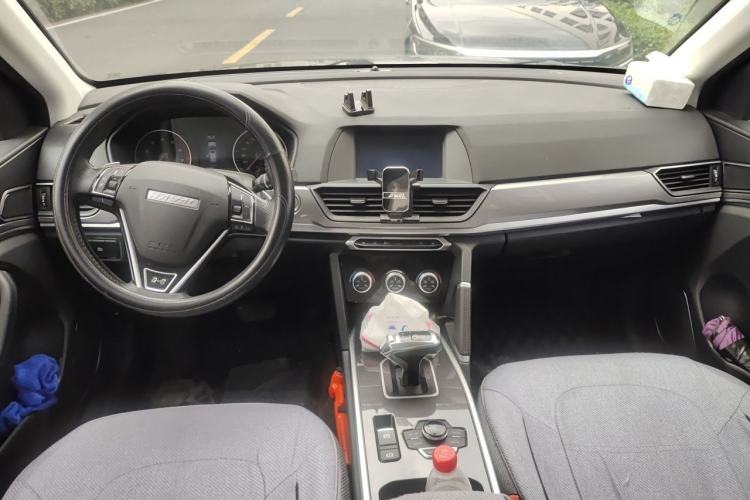 Used Haval H6 2019 Sport Edition 1.5T Automatic Two-Wheel Drive Elite Model China VI Center Console