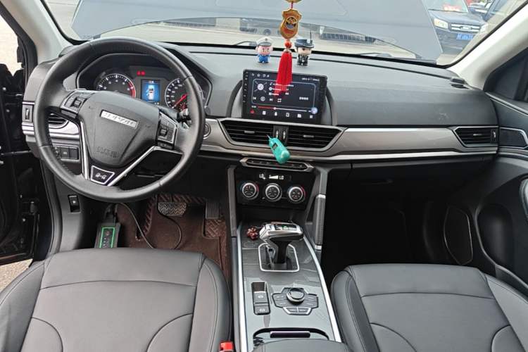 Used Haval H6 2019 Sport Edition 1.5T Automatic Two-Wheel Drive Elite Model China VI Center Console