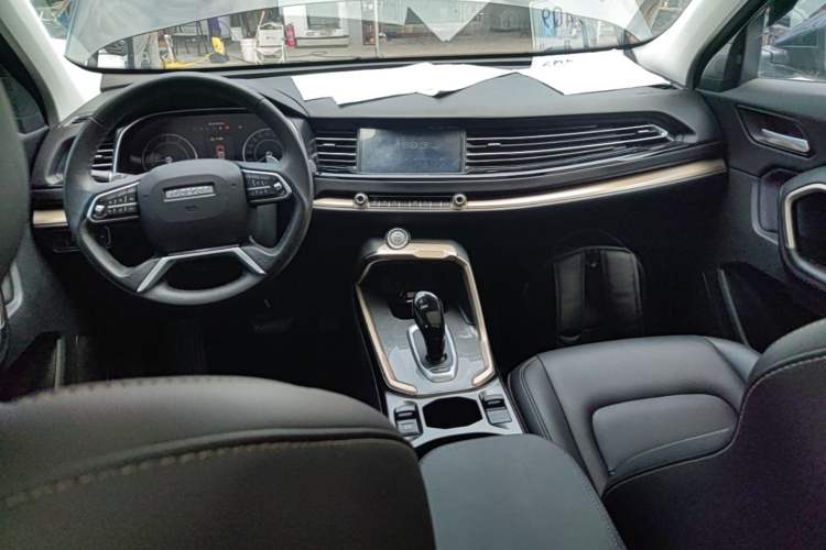 Used Haval H6 2019 1.5 GDIT Automatic Champion Edition China VI Standard Center Console