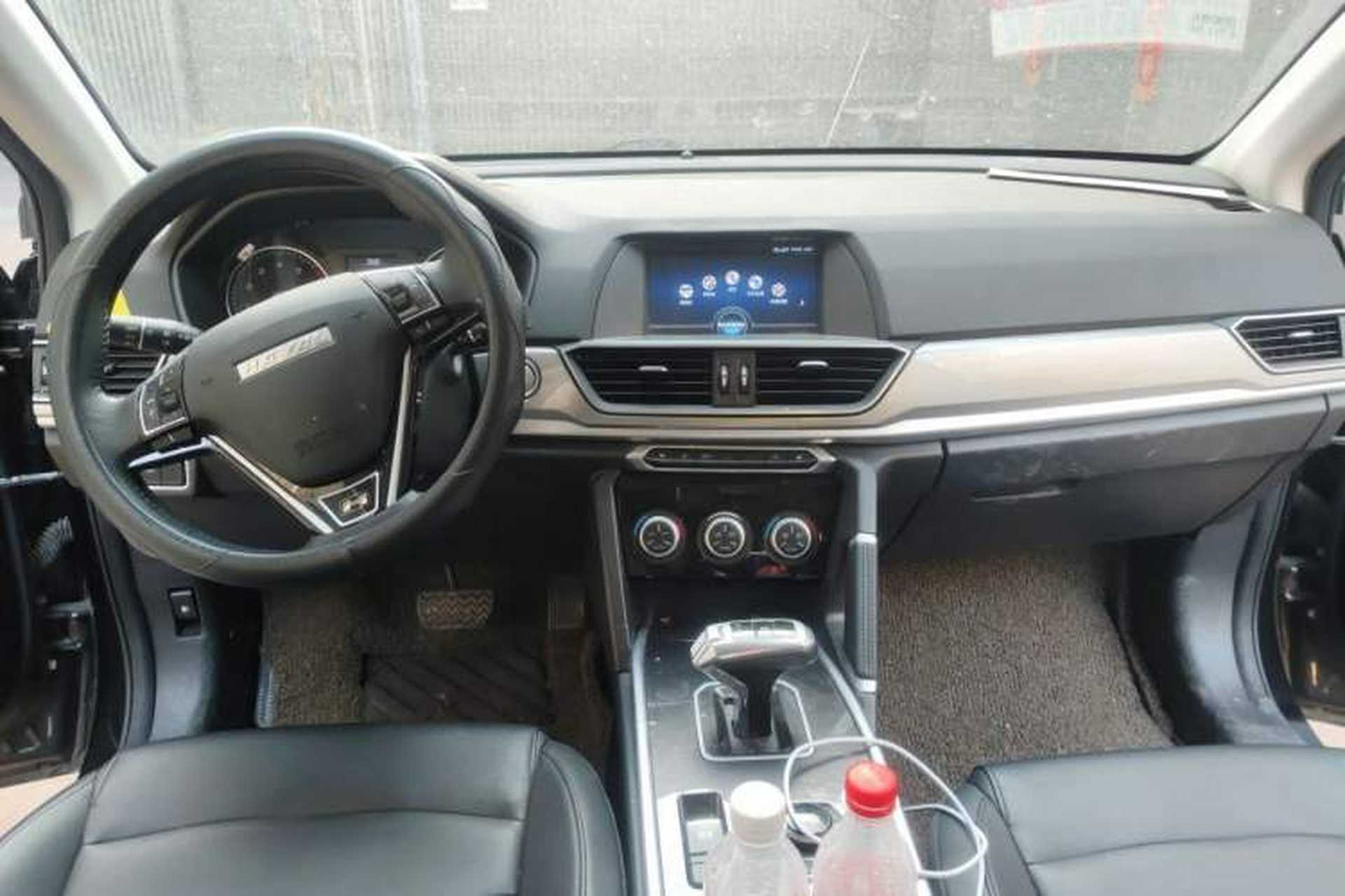 Used Haval H6 2019 Sport Edition 1.5T Automatic Two-Wheel Drive Elite Model China VI Center Console