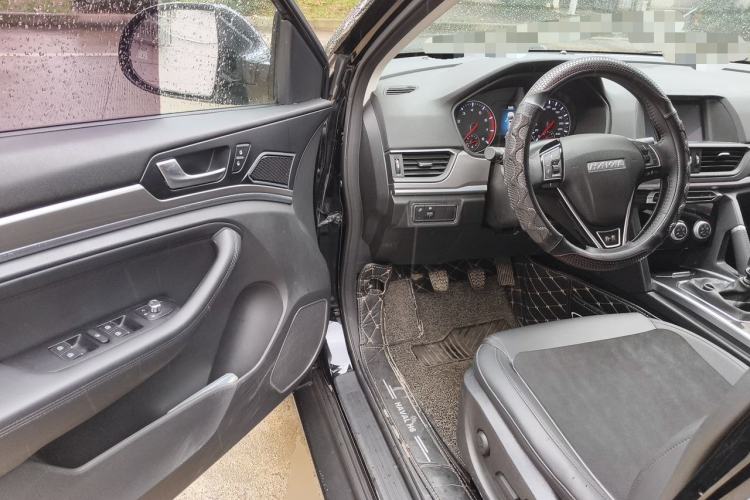 Used Haval H6 2019 Sport Edition 1.5T Manual Two-Wheel Drive Elite Model China VI Standard Driver Seat