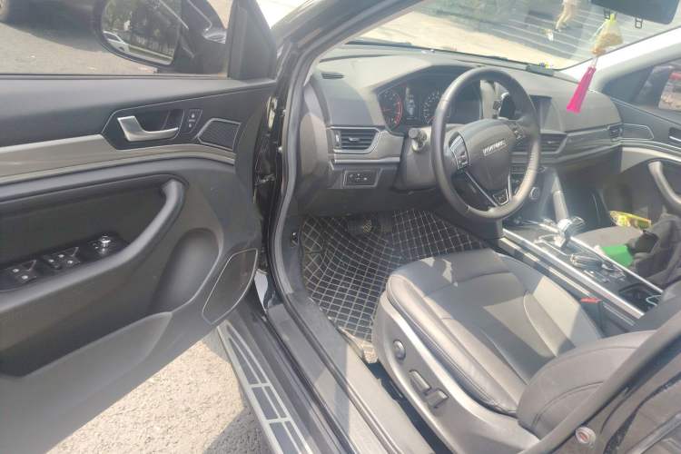 Used Haval H6 2019 Sport Edition 1.5T Automatic Two-Wheel Drive Elite Model China VI Driver Seat