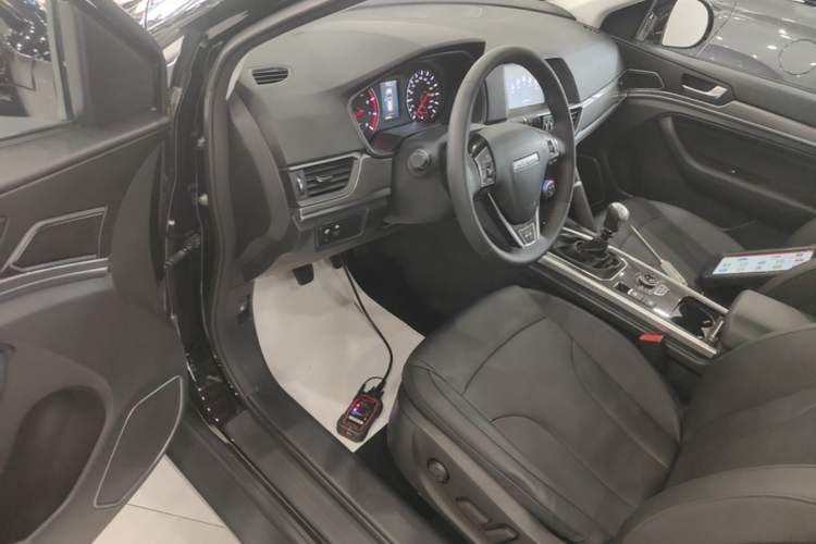 Used Haval H6 2019 Sport Edition 1.5T Manual Two-Wheel Drive Elite Model China VI Standard Driver Seat