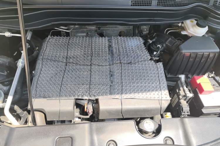 Used Haval H6 2019 Sport Edition 1.5T Manual Two-Wheel Drive Elite Model China VI Standard Engine Bay