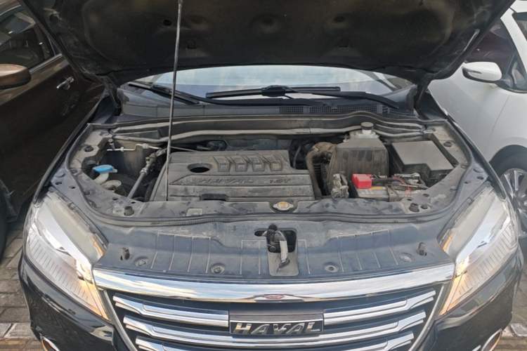 Used Haval H6 2019 Sport Edition 1.5T Automatic Two-Wheel Drive Elite Model China VI Engine Bay