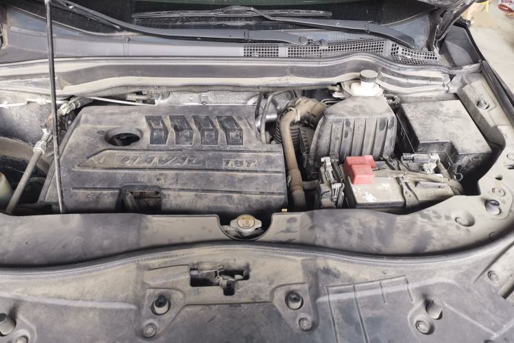 Used Haval H6 2019 Sport Edition 1.5T Manual Two-Wheel Drive Elite Model China VI Standard Engine Bay