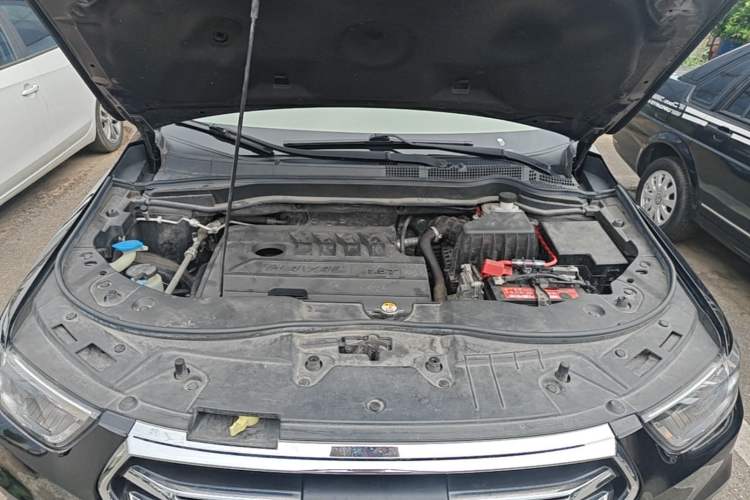 Used Haval H6 2019 Sport Edition 1.5T Automatic Two-Wheel Drive Elite Model China VI Engine Bay