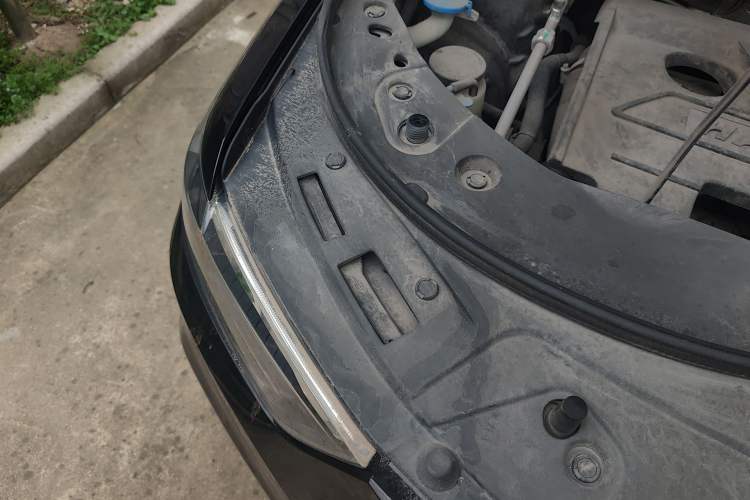 Used Haval H6 2019 Sport Edition 1.5T Manual Two-Wheel Drive Elite Model China VI Standard Engine Bay Right