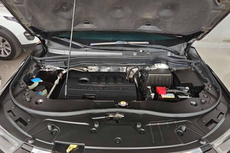Used Haval H6 2019 Sport Edition 1.5T Automatic Two-Wheel Drive Elite Model China VI Engine Bay