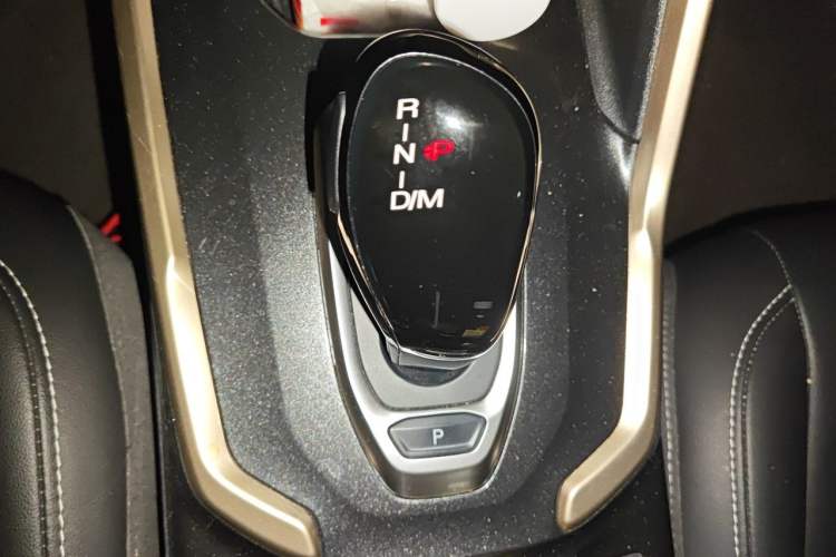 Used Haval H6 2019 1.5 GDIT Automatic Champion Edition China VI Standard Gear Lever