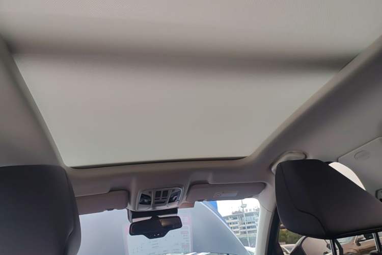 Used Haval H6 2019 2.0 GDIT Automatic Luxury Smart Connectivity Version China V Standard Headliner