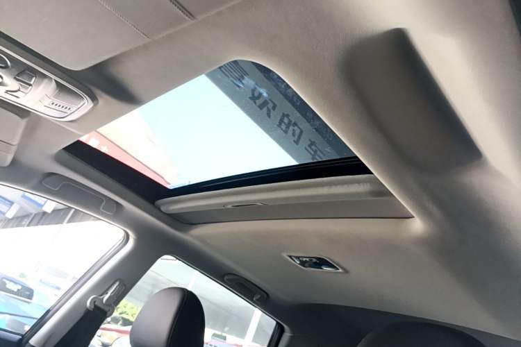 Used Haval H6 2019 Sport Edition 1.5T Automatic Two-Wheel Drive Elite Model China VI Headliner