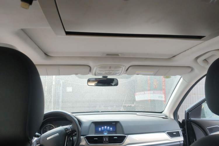 Used Haval H6 2019 Sport Edition 1.5T Automatic Two-Wheel Drive Elite Model China VI Headliner