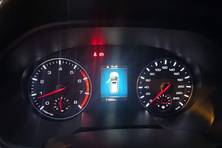 Used Haval H6 2019 Sport Edition 1.5T Manual Two-Wheel Drive Elite Model China VI Standard Instrument Cluster