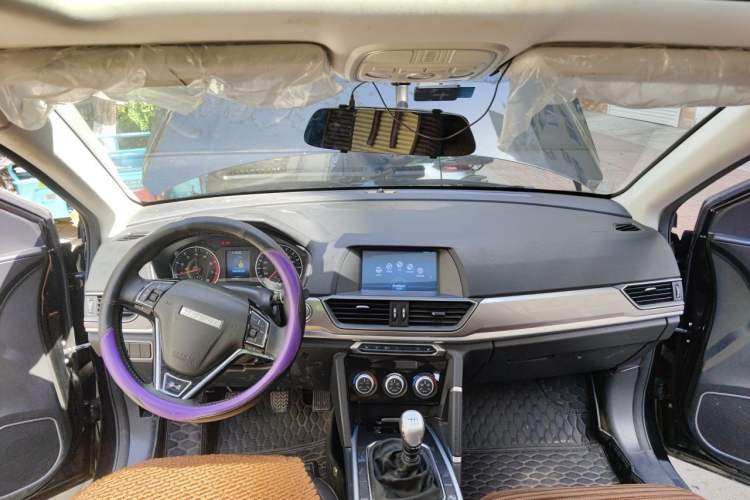 Used Haval H6 2019 Sport Edition 1.5T Manual Two-Wheel Drive Elite Model China VI Standard Interior 2