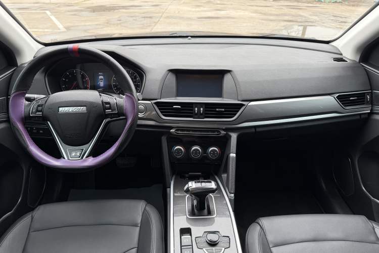 Used Haval H6 2019 Sport Edition 1.5T Automatic Two-Wheel Drive Elite Model China VI Interior 2