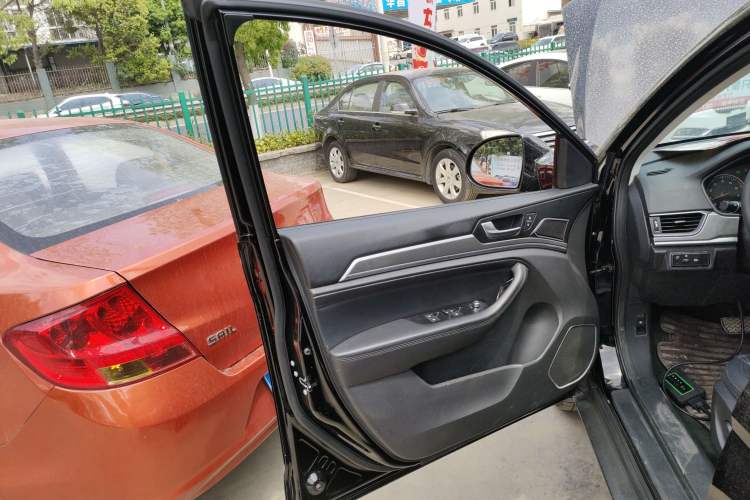 Used Haval H6 2019 Sport Edition 1.5T Automatic Two-Wheel Drive Elite Model China VI Interior 7