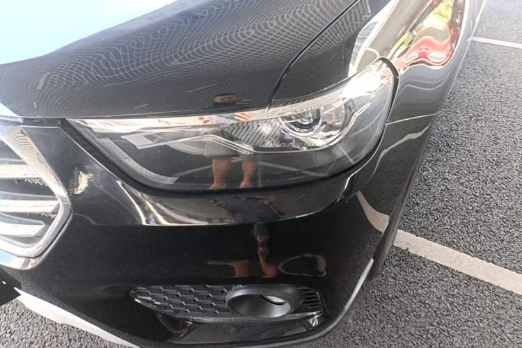 Used Haval H6 2019 Sport Edition 1.5T Automatic Two-Wheel Drive Elite Model China VI Left Front Headlight