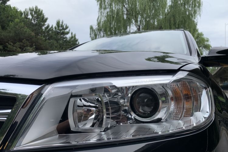 Used Haval H6 2019 Sport Edition 1.5T Automatic Two-Wheel Drive Elite Model China VI Left Front Headlight