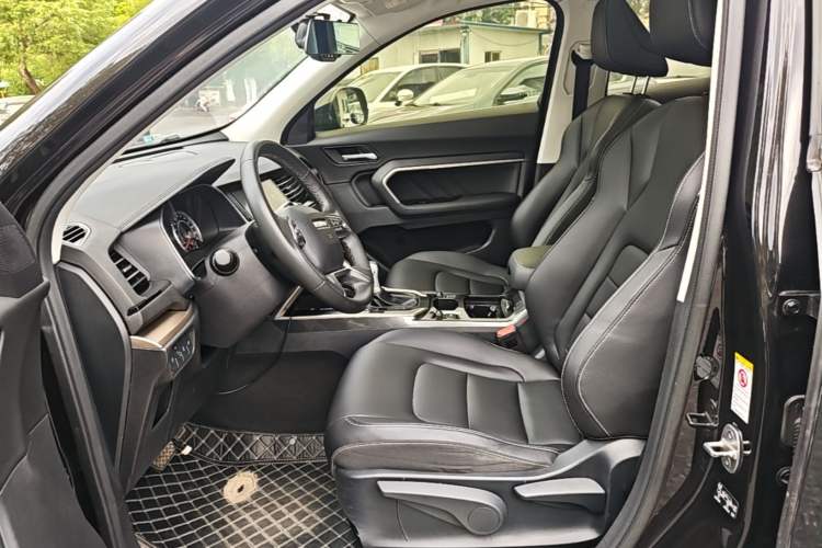 Used Haval H6 2019 Blue Label 1.5 GDIT Automatic Champion Edition Left Front Seat