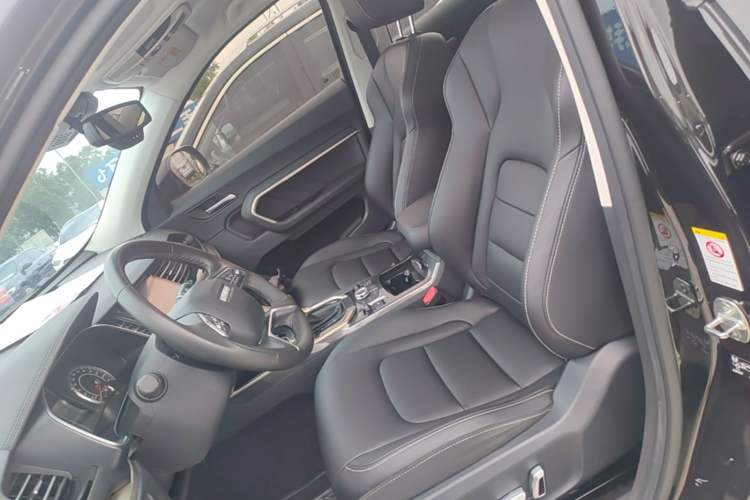 Used Haval H6 2019 2.0 GDIT Automatic Luxury Smart Connectivity Version China V Standard Left Front Seat