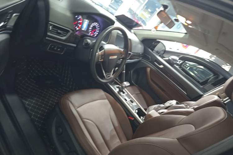 Used Haval H6 2019 Sport Edition 1.5T Automatic Two-Wheel Drive Elite Model China VI Left Front Seat