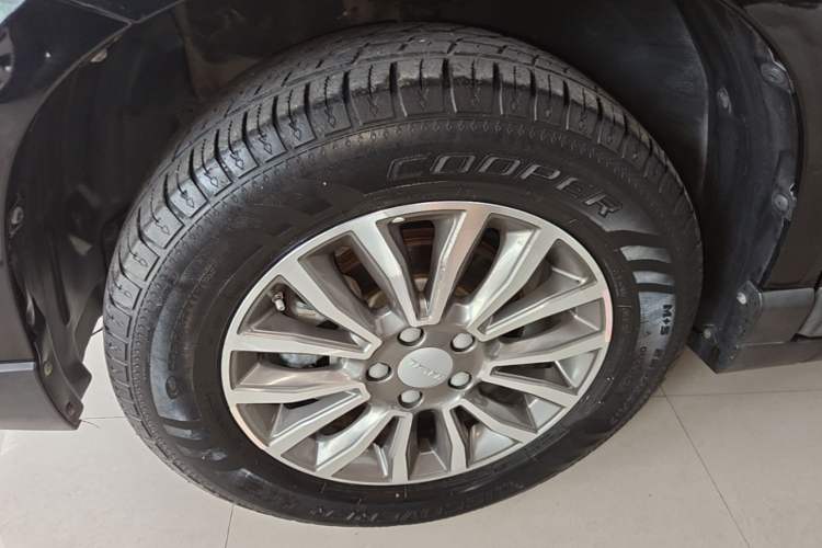 Used Haval H6 2019 Sport Edition 1.5T Automatic Two-Wheel Drive Elite Model China VI Left Front Wheel Hub