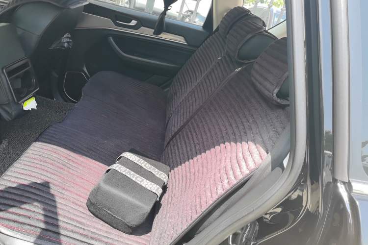 Used Haval H6 2019 Sport Edition 1.5T Manual Two-Wheel Drive Elite Model China VI Standard Left Rear Seat