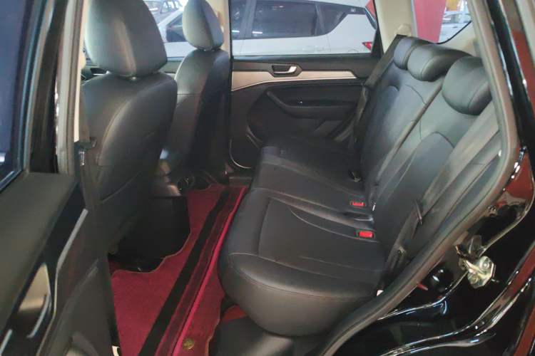 Used Haval H6 2019 Sport Edition 1.5T Automatic Two-Wheel Drive Elite Model China VI Left Rear Seat