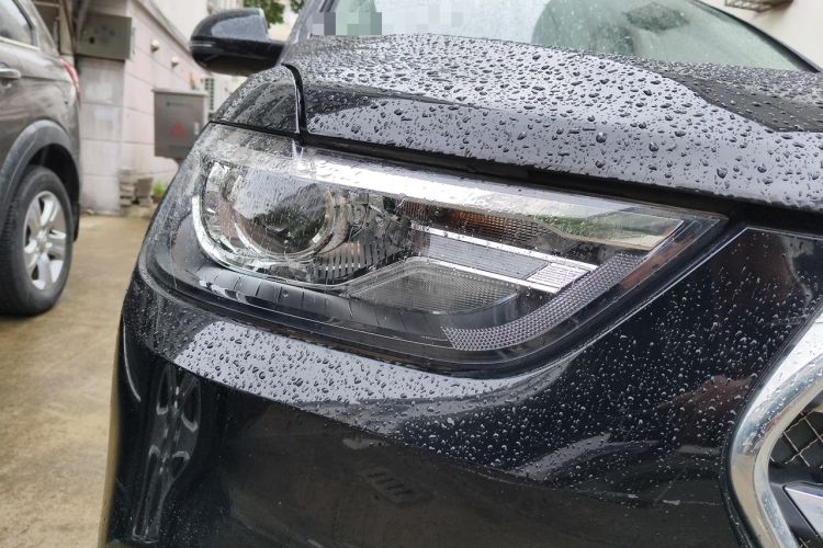 Used Haval H6 2019 Sport Edition 1.5T Manual Two-Wheel Drive Elite Model China VI Standard Right Front Headlight