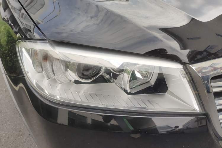 Used Haval H6 2019 Sport Edition 1.5T Automatic Two-Wheel Drive Elite Model China VI Right Front Headlight