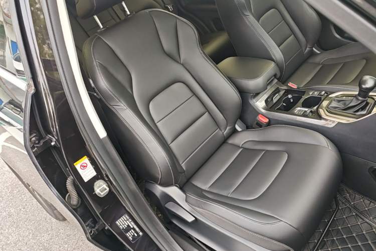Used Haval H6 2019 Blue Label 1.5 GDIT Automatic Champion Edition Right Front Seat
