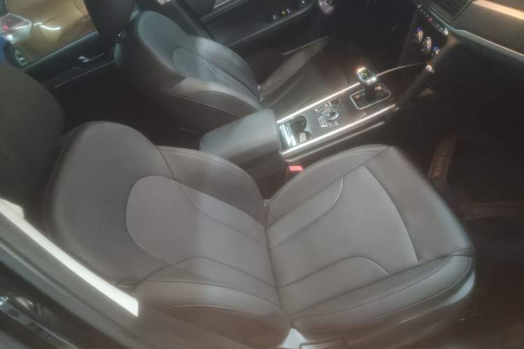 Used Haval H6 2019 Sport Edition 1.5T Automatic Two-Wheel Drive Elite Model China VI Right Front Seat